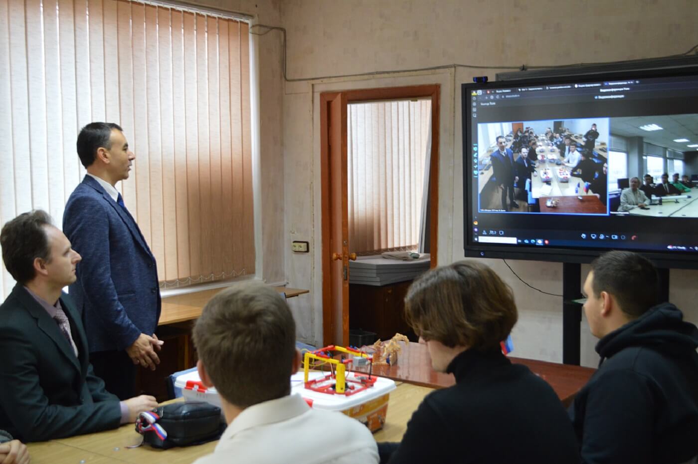 Колесников Андрей Валерьевич обращается с приветственным словом